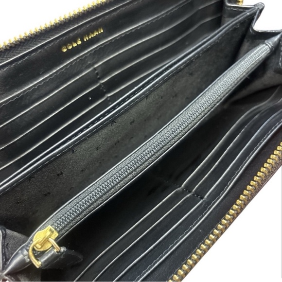 Cole haan black wallet - Picture 3 of 3